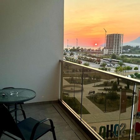 Suncoast Suites Bar Ngoại thất bức ảnh